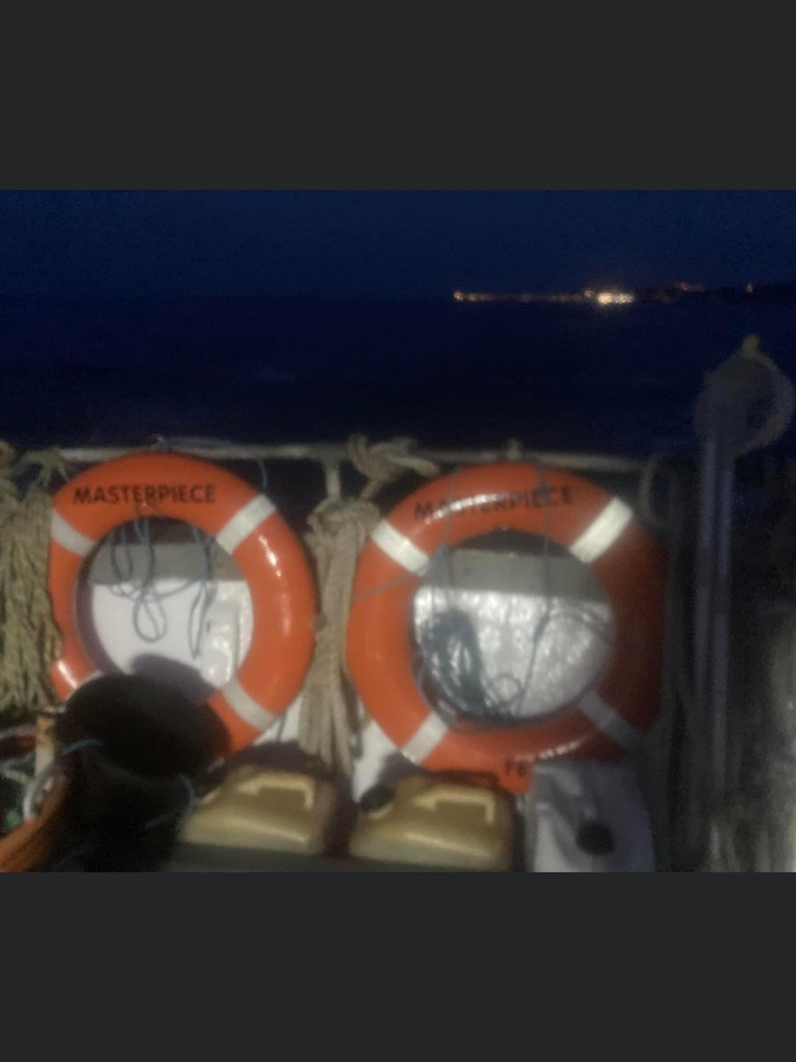 MasterpieceCha2's tweet image. Swims underway.