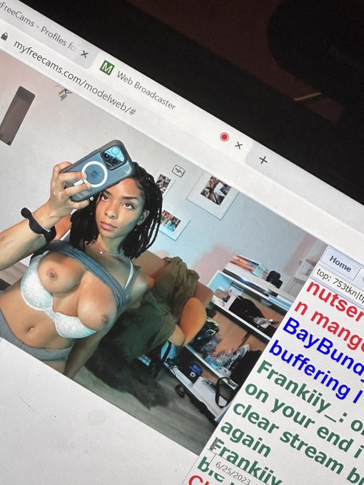 I shouldn&rsquo;t be posting this.   But we are streaming. https://t.co/OxKzkBiTFY