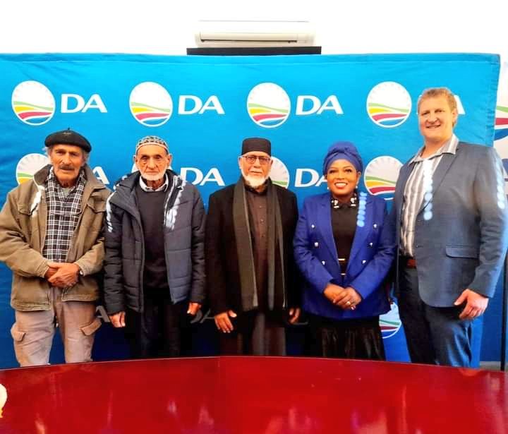 DA_Mpumalanga's tweet photo. 📢 The DA in Mpumalanga welcomes Political Veteran and Former Speaker of the Steve Tshwete Council, Mr Farouk Suliman, to the party.

Diverse communities are uniting behind the DA to build one nation with one future. Be part of the mission to rescue South Africa

#DAatWork https://t.co/nwrWRGQsMV