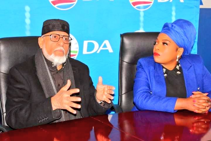 📢 The DA in Mpumalanga welcomes Political Veteran and Former Speaker of the Steve Tshwete Council, Mr Farouk Suliman, to the party.

Diverse communities are uniting behind the DA to build one nation with one future. Be part of the mission to rescue South Africa

#DAatWork