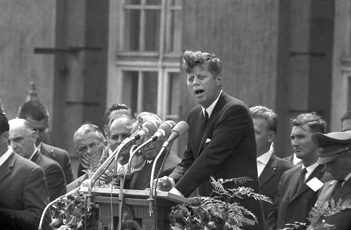 'Ich bin ein Berliner'

This day in 1963, President John F. Kennedy delivered one of the best-known speeches of the Cold War from the steps of the Rathaus Schöneberg in West Berlin to a crowd of over 100,000...