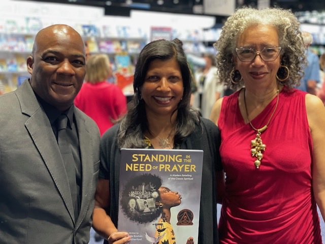 At #ALAAC2023 with editor Sonali Fry, basking in joy over ⁦@frankmorrison_⁩ winning the Coretta Scott King Award for illustrating STANDING IN THE NEED OF PRAYER. ⁦@randomhousekids⁩