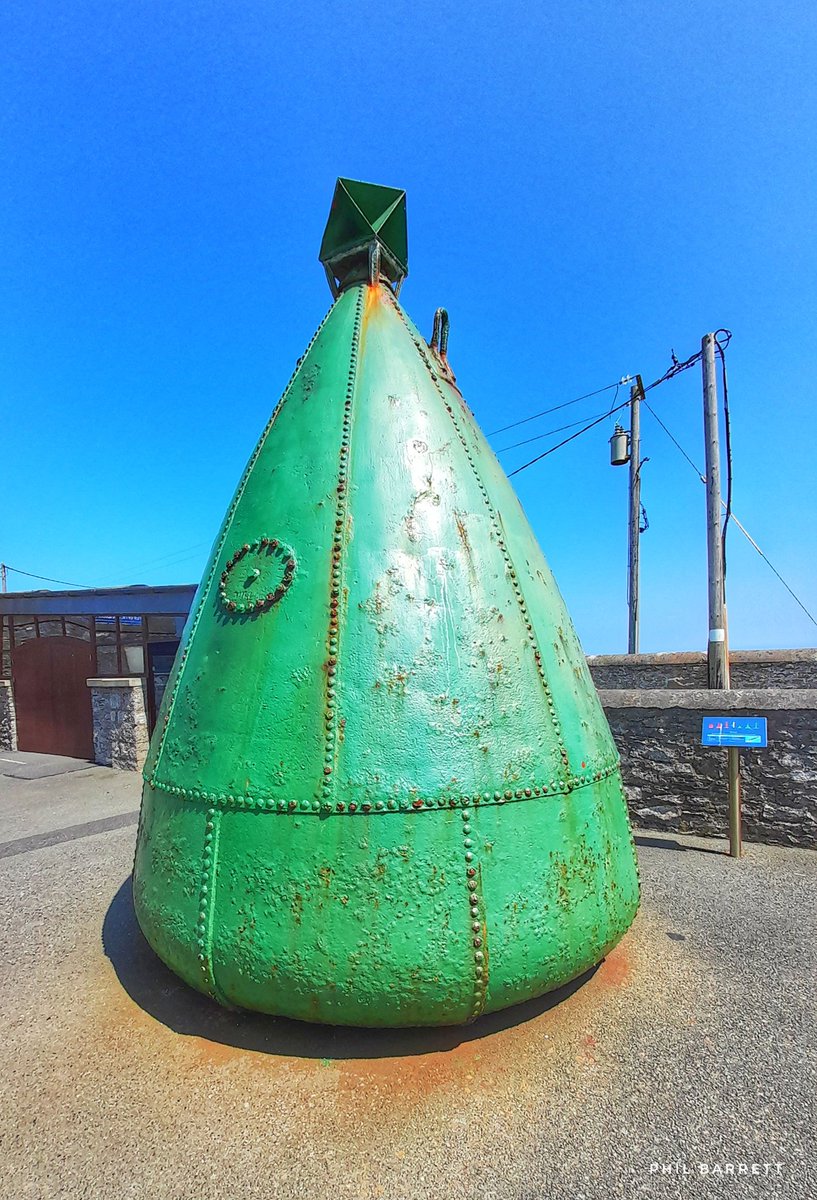 We were very lucky to see Wallace and Gromit's re-entry capsule from their trip to the Moon in 'A grand day out'.
Look at those rivets 🤩
Proper #Engineering! 
#AllMetalMonday 

#HookLighthouse #Buoy Co. Wexford