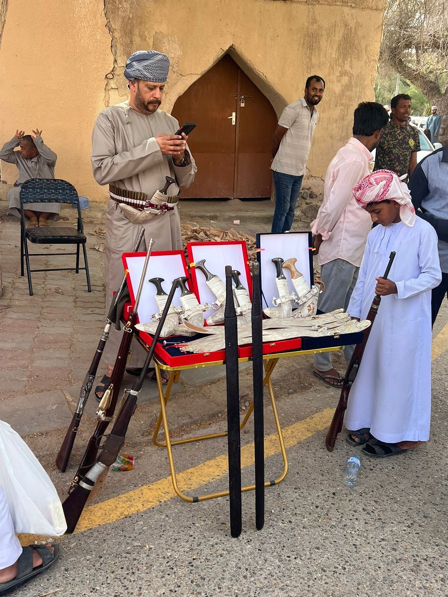 مع إشراقة شمس ثامن من شهر #ذي_الحجة تنفست بلدة المضيرب بولاية #القابل عبقا من التاريخ وتشاركت به مع مرتاديها من محبي الهبطة والتي عاش فيها أجمل لحظاتهم و ذكرياتهم