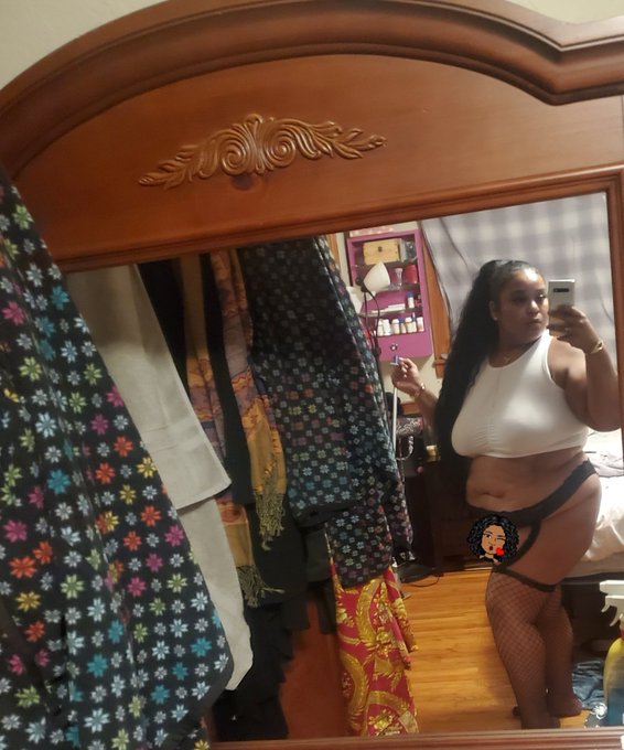 Lovely Nicse’s pics and videos