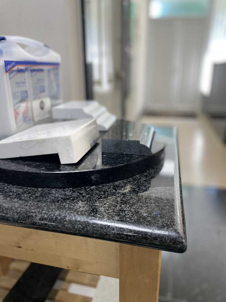 MedusaStoneLtd's tweet photo. There is a variety of edges you can have on your worktops. From the standard pencil edge, to a more intricate double ogee edge. Have a chat with the team when you visit to discuss the different options 💬
#kitchenworktops #kitcheninsopo #kitchenedges #ogeeedge #worktopedges https://t.co/JDwT6qpAkU