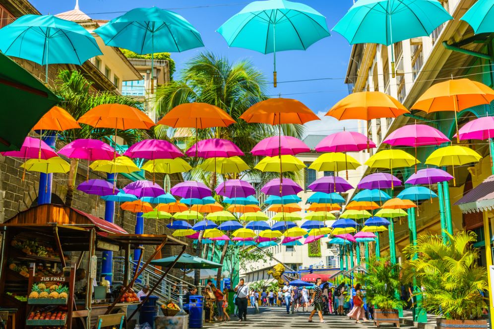 MauritiusGuide's tweet photo. Monday in Mauritius 
Positive vibes only 
#MondayMotivation https://t.co/duaFXy5qTe