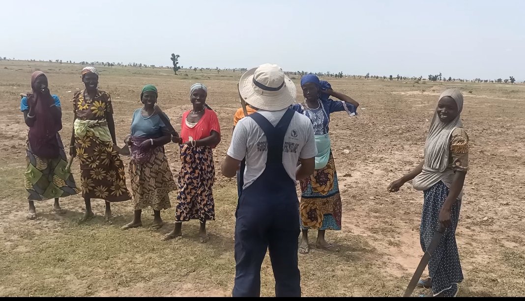1_billiontrees's tweet photo. Women carry most burden of food production and caring for family. It's necessary women get more rights to land &amp; natural resources. Breaking the circle of inequalities and vulnerability to violent extremism is necessary #climatejustice 

@unwomenafrica @IPBES @UNICRI @auggwi https://t.co/sUtR4Fj1T8