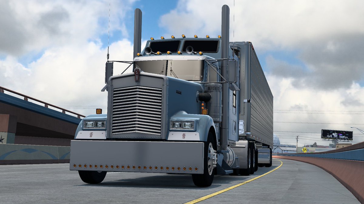 Darkfox_21's tweet photo. Some classic KW action. Truck by Outlaw Trucksim, trailer by B4rt Designs. #kenworth #detroitdiesel #series60 #ats #mytruck #scs #scssoftware #ats #americantrucksimulator https://t.co/1grH6hSZq9