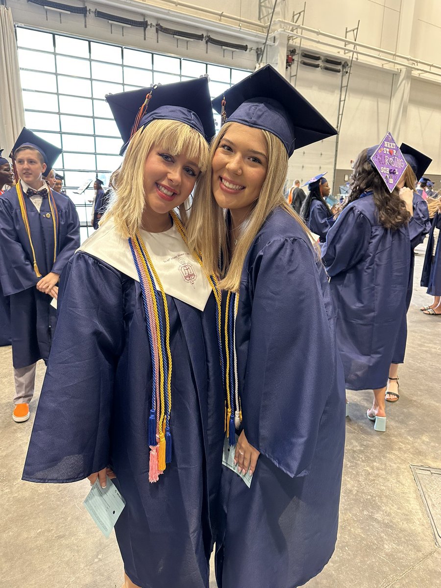 LHSLibrary1's tweet image. I had THE best AA ever!