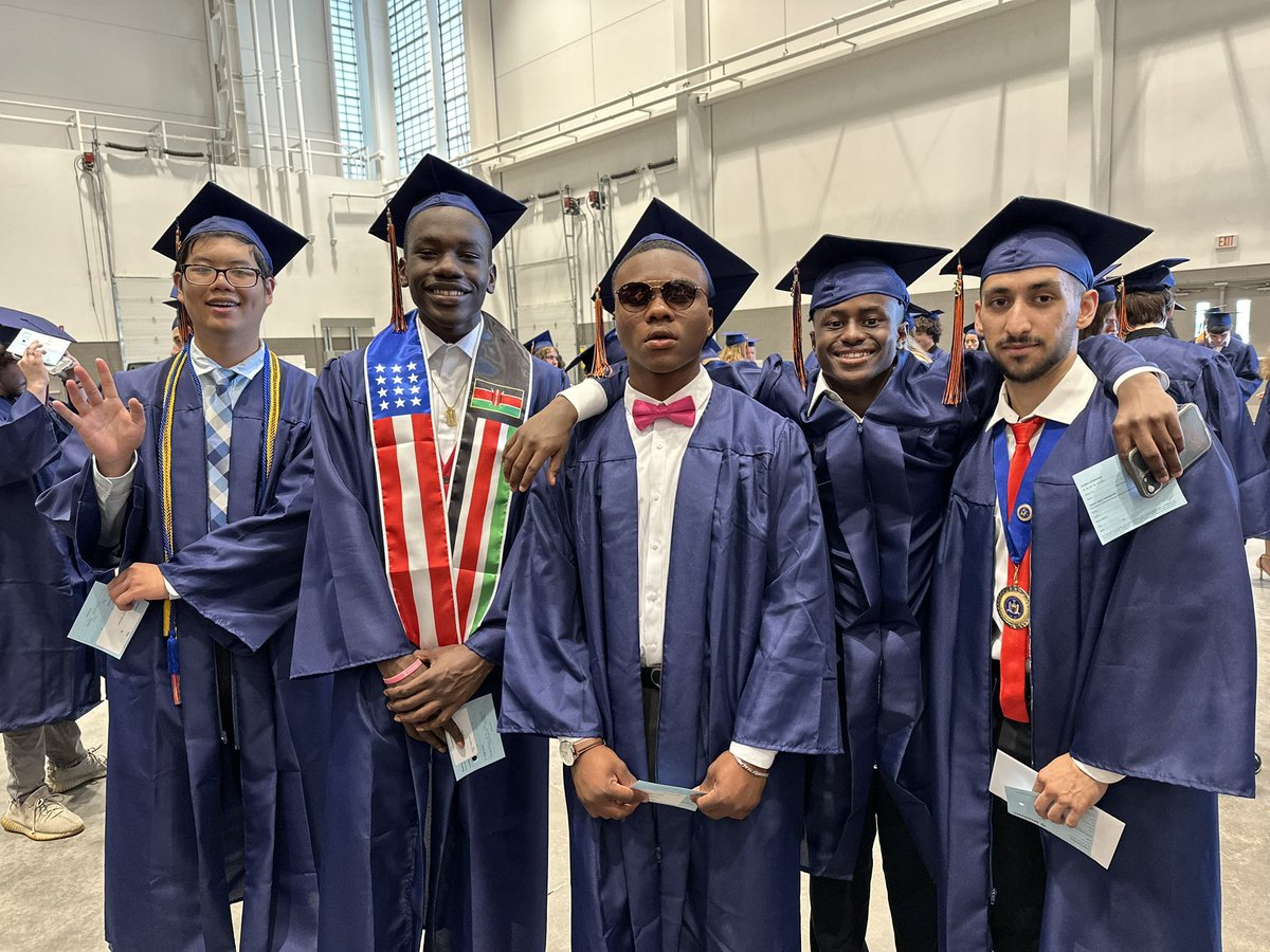 LHSLibrary1's tweet image. I had THE best AA ever!