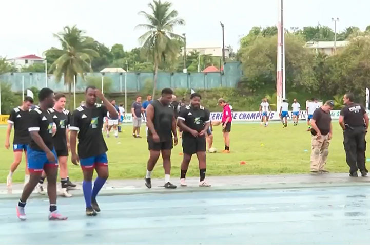 la1ere's tweet photo. #Rugby #Guadeloupe "La Mêlée des Caraïbes": le #jubilé fraternel de #MathieuBastareaud, l'homme aux 54 sélections dans le #XVdeFrance https://t.co/eqSKgxKj6I https://t.co/aL5zfd3AhD