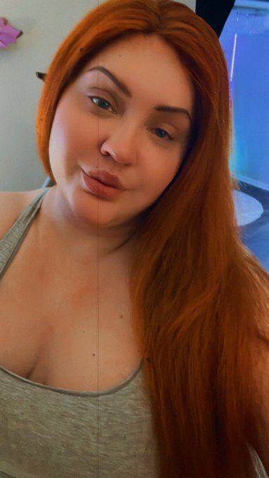 Lemme be your ginger fantasy 🥰 https://t.co/aZIQ3qrV8D<a href="/tag/mvsales"class="tags"><span>#mvsales</span></a><a href="/tag/mvtrans"class="tags"><span>#mvtrans</span></a>