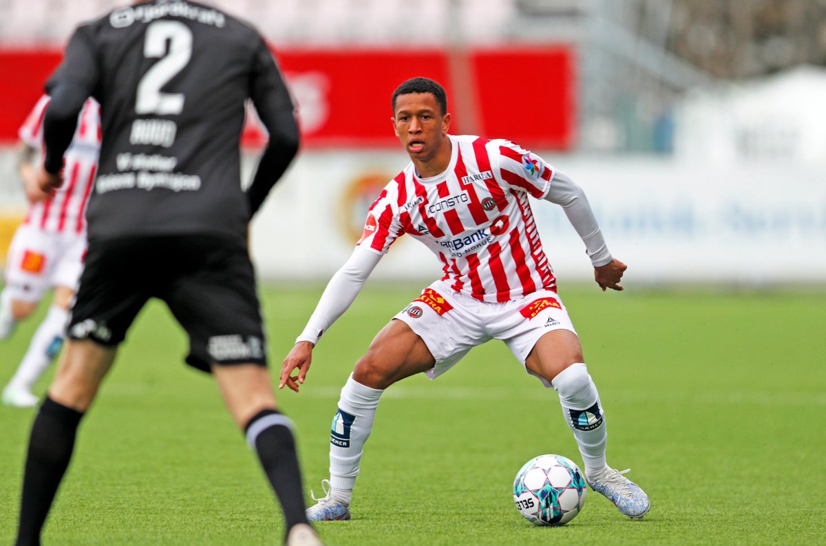sebpedersen01's tweet photo. ‼️According to local Norwegian newsoutlet Itromsø, Arsenal are one of the clubs interested in 18 year old Daniel Bassi. He’s free to talk with clubs from 1st of July as his contract expires in 6 months. Bassi is half british which would give some player registration advantages https://t.co/3rnVjaf4KZ