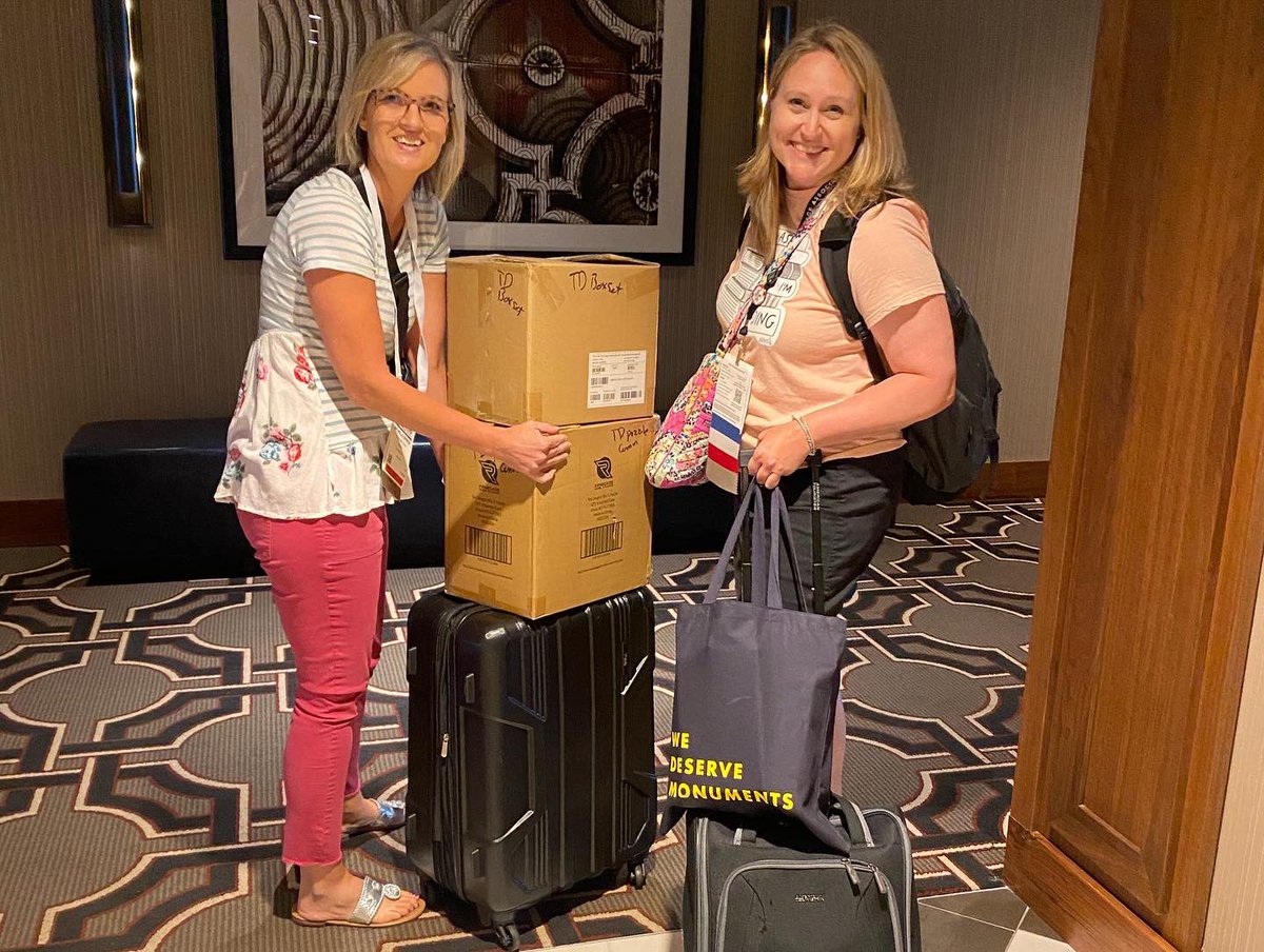 SCASLNet's tweet photo. Started the day by sharing our book award process at the AASL Chapter Delegate Assembly, ran into our SCASL friends Ida Thompson and Christy James, and shipped 7 boxes of conference door prizes 📚📚📚! #ALAAC23 #SCASL https://t.co/hliQtFTWzq