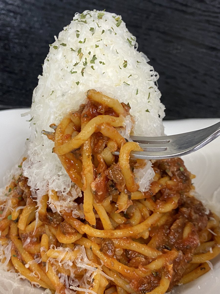 Shimobe0703's tweet photo. 今日のお昼は何に食べますか？

肉味濃厚のボロネーゼを食べてみませんか？

#BIGOLI
#下部温泉ボロネーゼ 
#富士トマトボロネーゼ🍅 https://t.co/6x5IjevudS