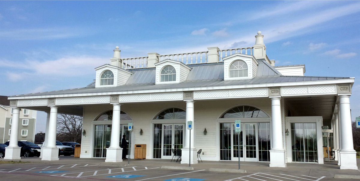 TravelLatte's tweet photo. Even if you don't love of fruitcake, here's why you should stop at the iconic Collin Street Bakery on your #Texas road trip. They're famous for those holiday cakes, but the whole place is delicious! :) https://t.co/ILvAcYEfOd
#travel #restaurants #OnlyInTX https://t.co/J9ATn24tE5