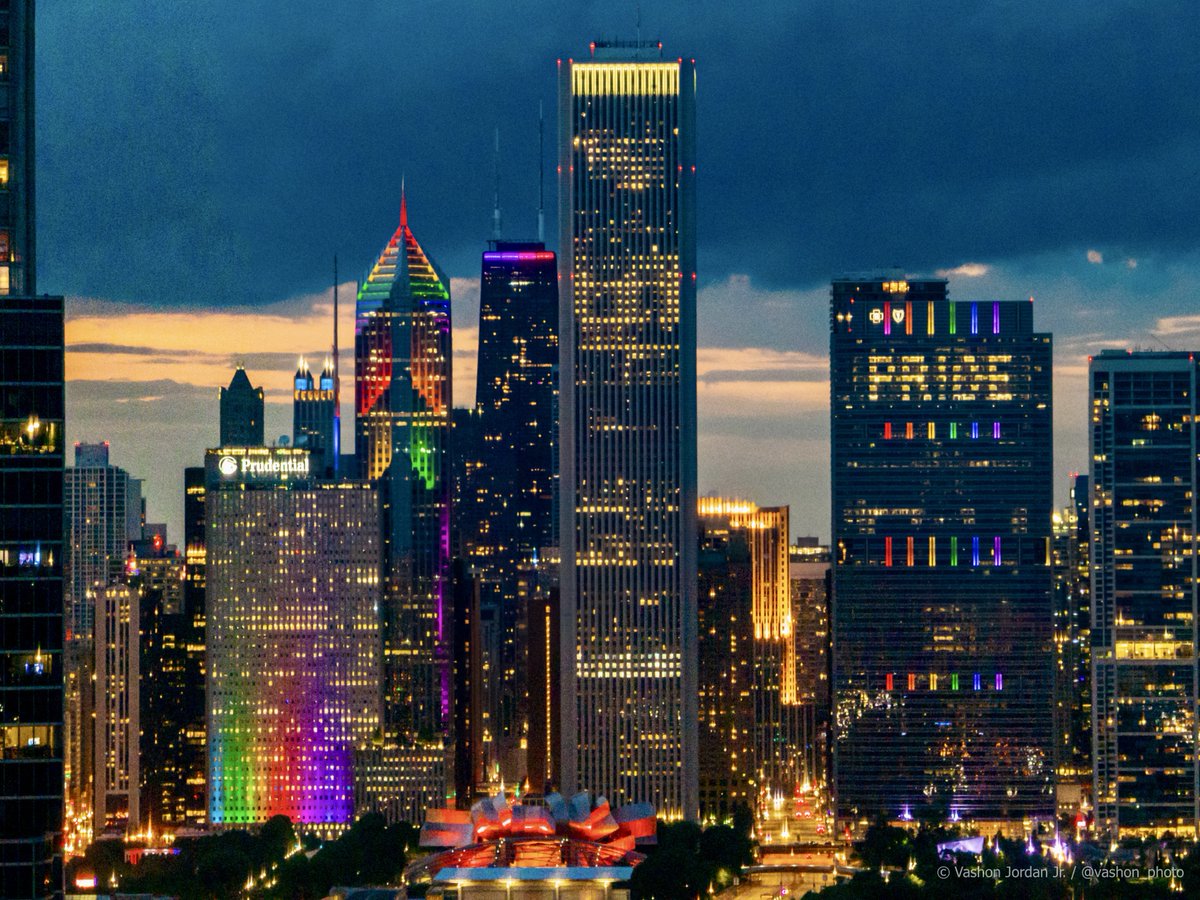 Happy PRIDE, Chicago! 🏳️‍🌈✨