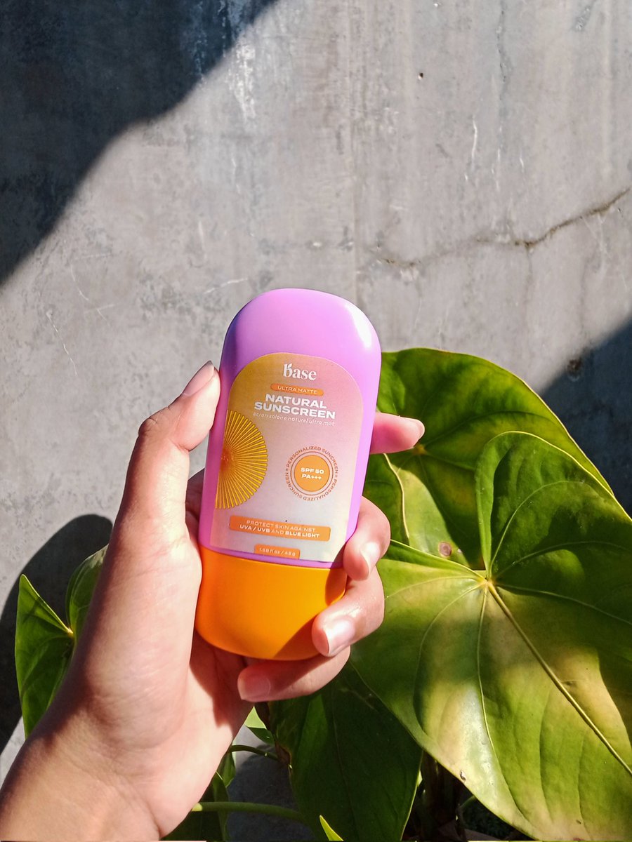 deeskaaa's tweet photo. (*ห๏ธถห*).๏ฝก*โก Rekomendasi sunscreen buat kulit berminyak (*ห๏ธถห*).๏ฝก*โก
Base Ultra Matte SPF 50 PA+++
๐ https://t.co/fEvcD89S0c
#BaseSunscreen #Reviewitsmybase #itsmybase #SkincareVegan #SkincareHalal #Reviewdeska https://t.co/Fsdx0FZ6gu