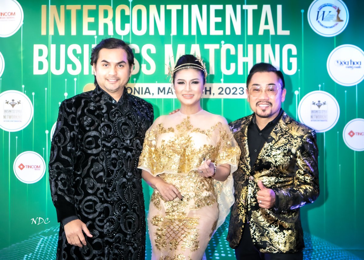 Đêm ra mắt BSIN USA cùng với WLIN Founder Mai Thu Huyen.CEO BSIN USA Duc Tien , Vice CEO Alan Vo Ford
Host by : MC Duc Tien
Photo by : Chánh NguyễnSponsor by Duc Tien Media
Với Cs Trizzie , Ngọc Anh, và nhiều nghệ sĩ khác ...