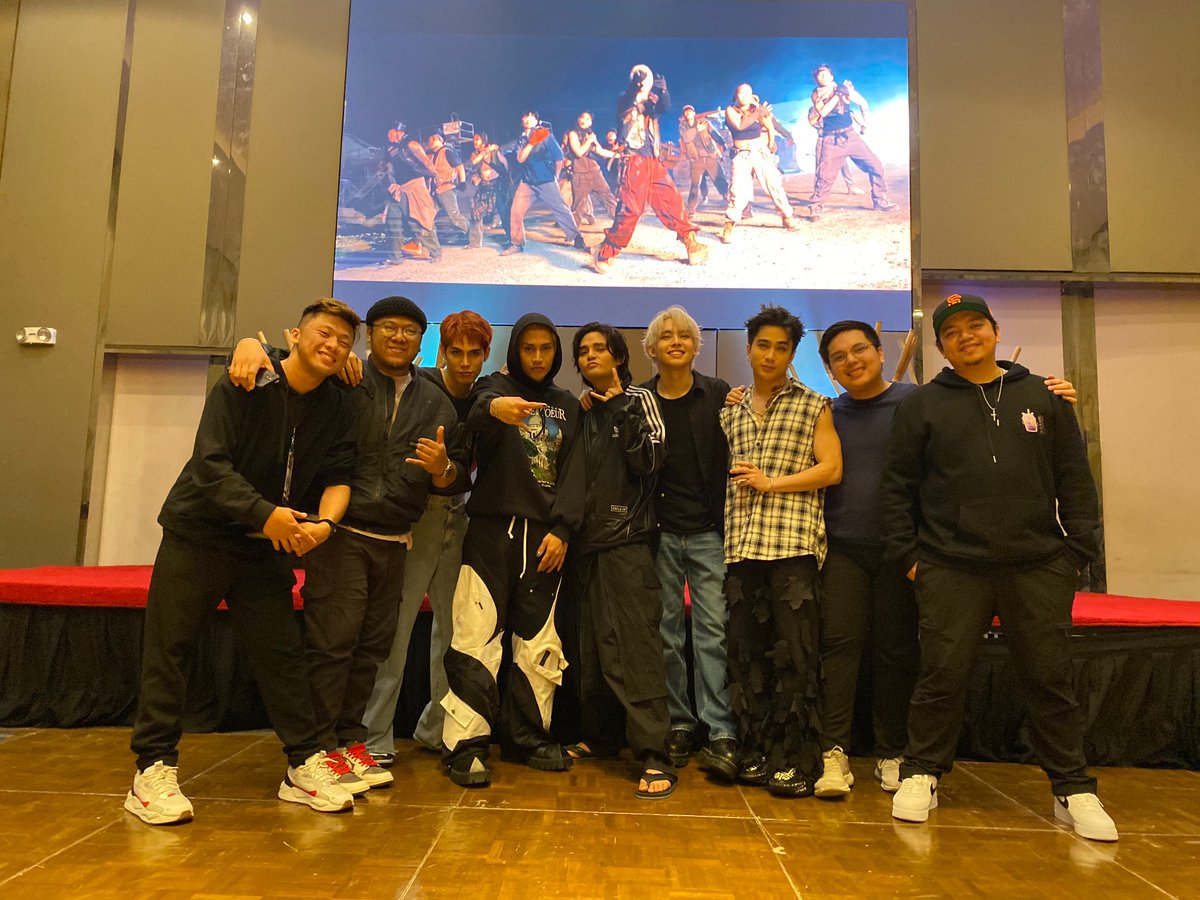 Sam de Leon tweet media