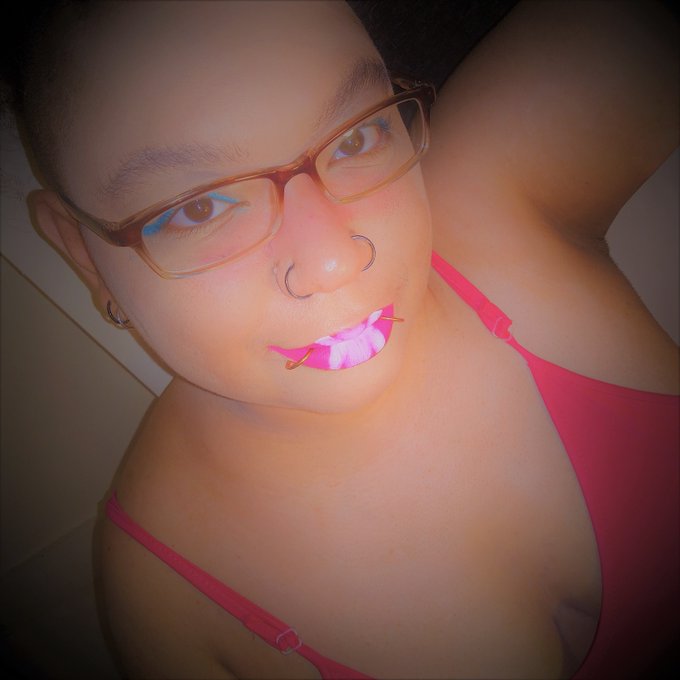 I need a gaming buddy. . .🤔 - #ContentCreator #friendship #horrorlovers #seekingfriends #gamers #GamersUnite<a href="/tag/contentcreator"class="tags">#ContentCreator</a><a href="/tag/friendship"class="tags"><span>#friendship</span></a><a href="/tag/playwithme"class="tags"><span>#playwithme</span></a><a href="/tag/gamersunite"class="tags"><span>#gamersunite</span></a><a href="/tag/gamers"class="tags"><span>#gamers</span></a><a href="/tag/bemyfriend"class="tags"><span>#bemyfriend</span></a>