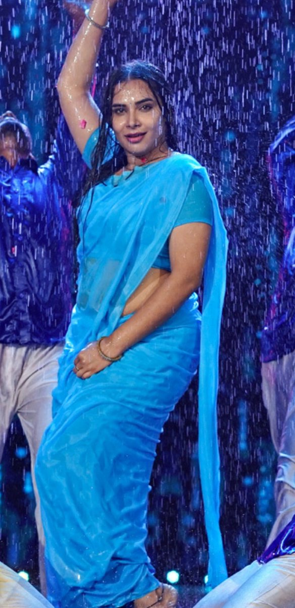simpsonceleb's tweet photo. Hari Teja lanja🥵
em structure he needhi🔥,aa wet body motham naaki naaki dengaale ninnu,ni solid jabbalu,butter body korukuni thinaali,ni puku meedha chocolate raasi naakutha,ni sanka naakuthaa,ni gudha bokka lo na naaluka petti aadkuntaa,ni gudha lo na modda🥵 https://t.co/NVULAYn429