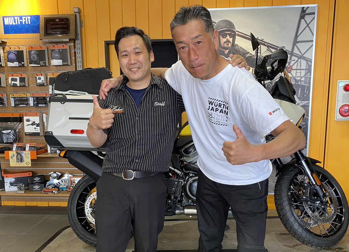 HD0862250080's tweet photo. パナム日記53

パンアメリカが発売されて早くも2年が経ちました。

細々と活動したましたが、何と、オフロード界の超有名人が遊びに来てくれました！

これからこのアドベンチャーの世界はもっと熱くなる。

＃ハーレーダビッドソン　＃RA1250S ＃パンアメリカ https://t.co/O8b7jdbFxI