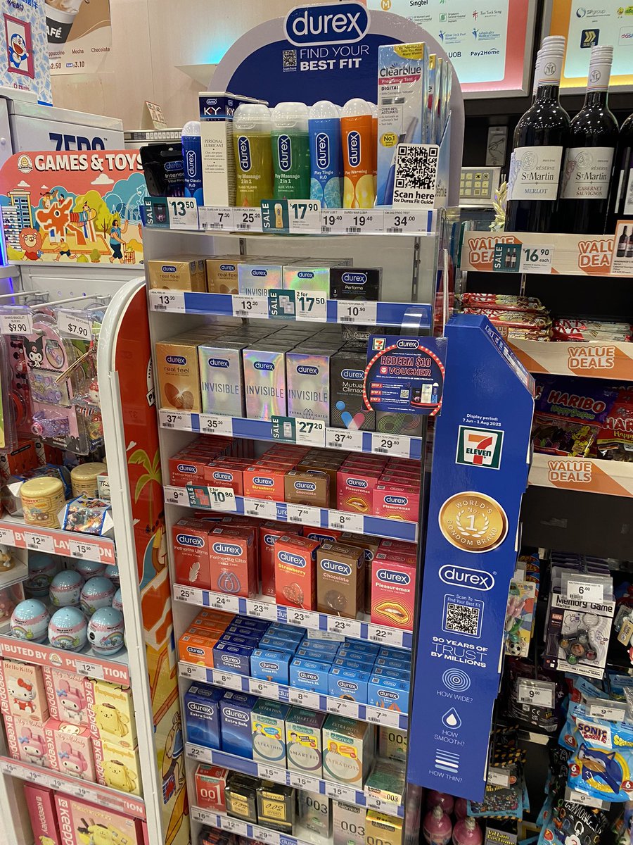 uni_kun_off's tweet photo. 海外のセブイレはレジの横にドーンって置いてある、すごい https://t.co/cI8dooNYGy