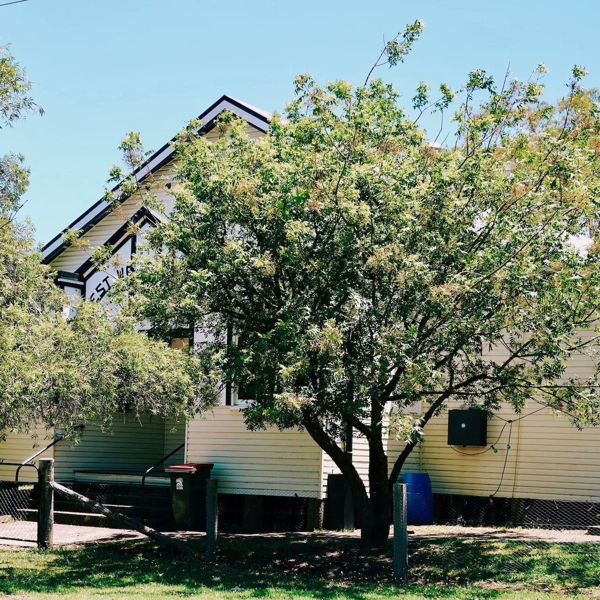 The Gundy Memorial Hall dates to 1923  #gundy #nsw #upperhunter #au #latergram #bentsabout