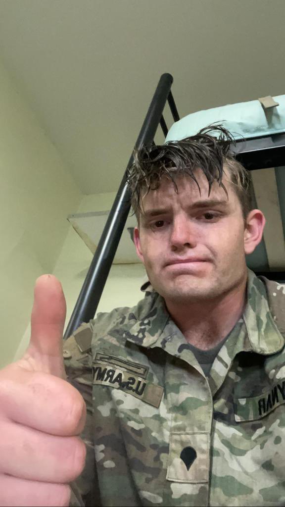 CoachAx's tweet image. Youngest completes Air Assault School!  Proud Army dad!