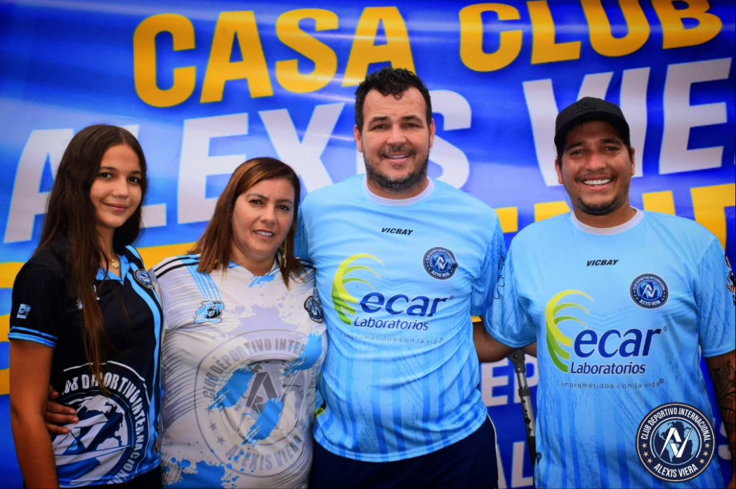 EdeArquerosAV's tweet photo. 💙CON EL CORAZÓN CELESTE 💙
HOY DIMOS APERTURA OFICIAL A UN CAMINO LLENO DE ÉXITOS 🏆.
GRACIAS A TODOS LOS QUE ASISTIERON, ESTO NO SERÍA POSIBLE SIN USTEDES.
¡BIENVENIDOS A LA CASA CLUB ALEXIS VIERA!
#CorazonCeleste #SosUnGanador https://t.co/11tN4Zckil