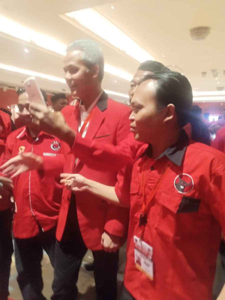 andyiyank's tweet photo. @ganjarpranowo ganjar pranowo https://t.co/ahiEf3h5oh