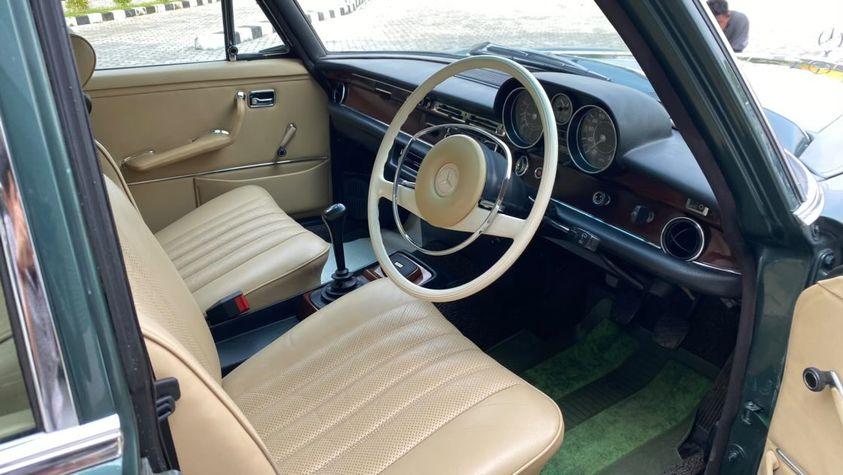 HoldenKlasik's tweet photo. For Sale Idul Adhla KEBO
Mercedes Benz S280 1971
Surat Lengkap Tangan Pertama atas nama pribadi dari baru
KM 30934!!
Pajak baru perpanjang bulan April 2023

Lokasi: Ciledug
Wa : 082319316992 https://t.co/fzduRM1N3C