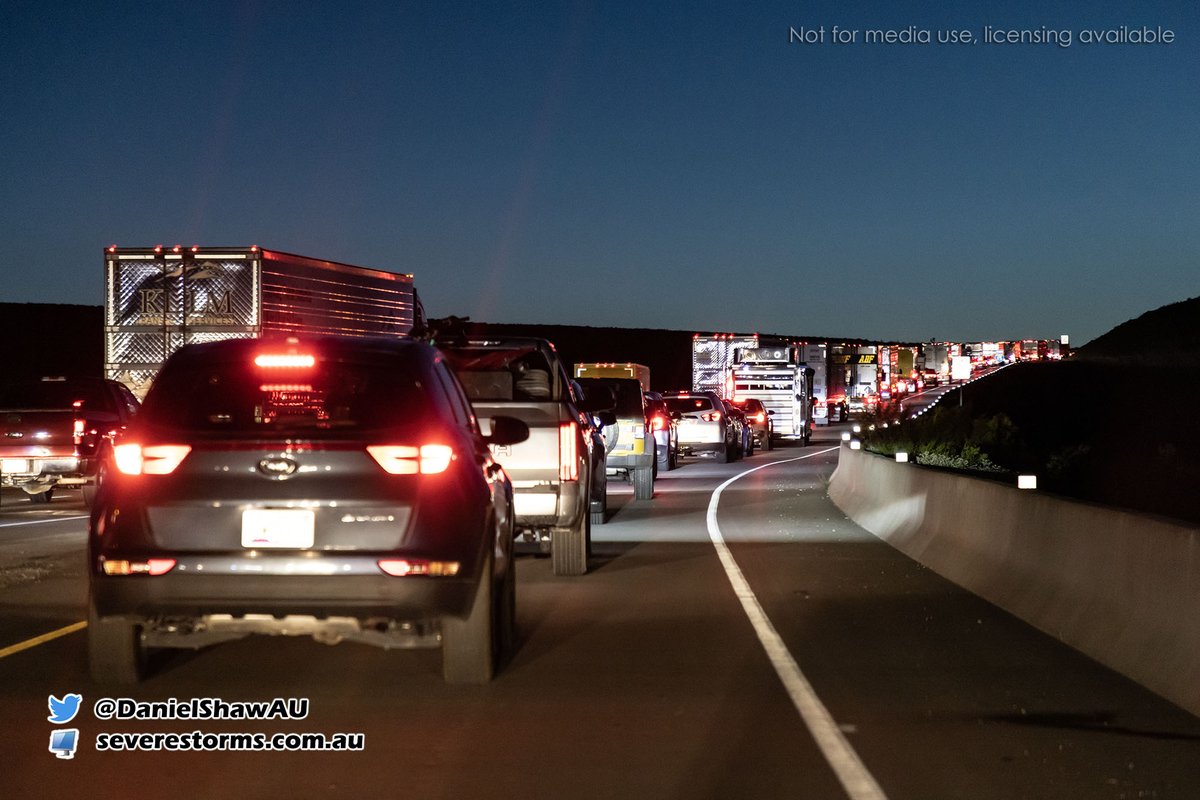 DanielShawAU's tweet photo. To all who are stuck on Interstate 15 NE of Las Vegas, Nevada, Feel welcome to join this twitter thread and share your 2.5hr delay experience.  How are you keeping yourself entertained this evening. #i15 #interstate15 #nevadatraffic #i15traffic (Perhaps a contraflow on the other side is warranted?) @nevadadot