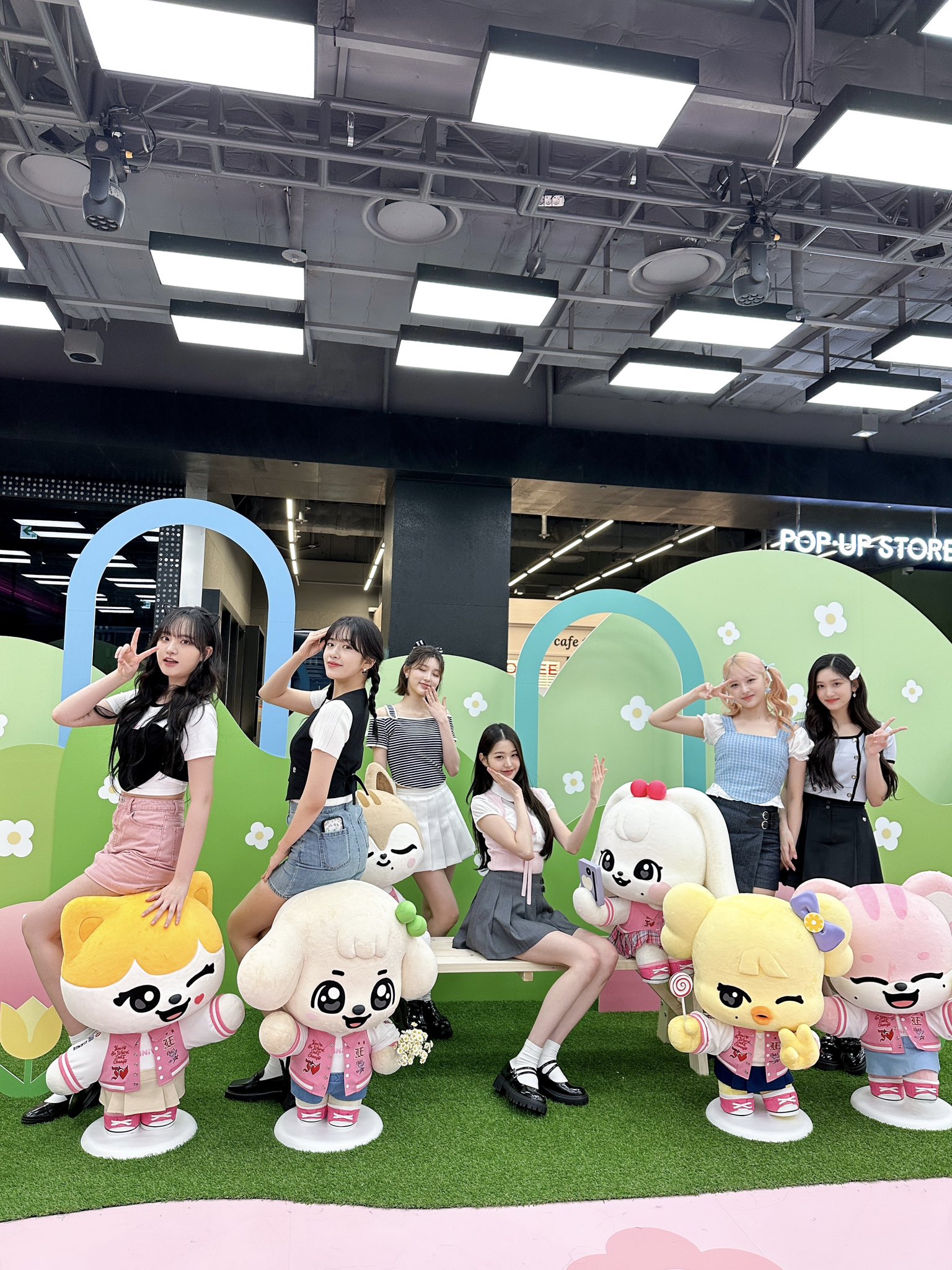 釜山 ive minive ポップアップ 韓国 ストリングバッグ IVE ウォニョン minive popup バッグ チェリー - メルカリ