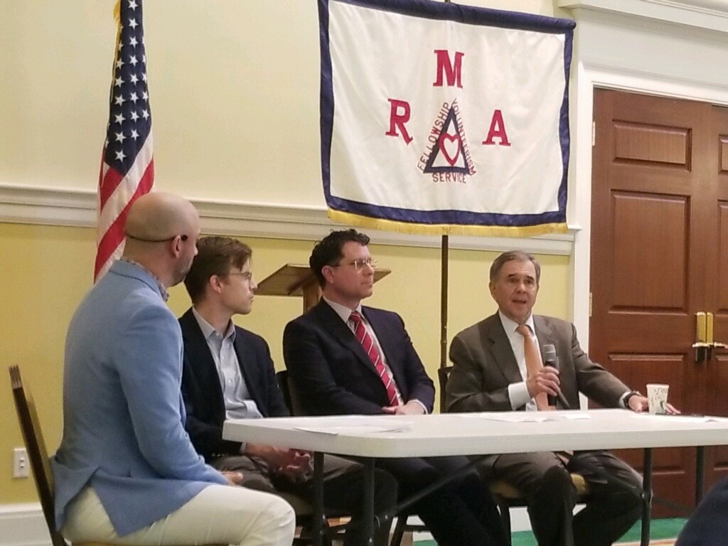 Our own Michael Karellas, MD, and @DanielPetrylak, MD, were recently part of a prostate panel bringing awareness to the Retired Men's Association of Greenwich. @yalemed @GreenHosp @ynhhealth #CommunityEngagement