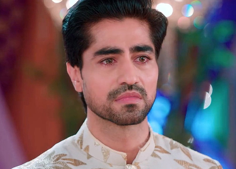 Harshad deserves alot better as an actor to showcase his talent.

#AbhiRa #HarshadChopda