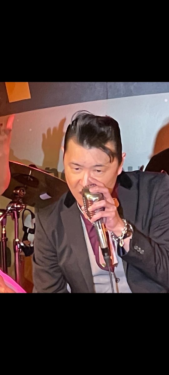 kentosroppongi's tweet image. こんにちは😊⁡
⁡⁡
⁡六本木ケントスです。⁡
⁡⁡
暑い日が続きますね、水分補給はこまめに！💦
⁡⁡
⁡本日のバンドはGREASERSです。⁡
⁡⁡
⁡皆様のご来店お待ちしております！⁡
⁡⁡
⁡ #六本木  #ケントス⁡
⁡ #GREASERS⁡
⁡ #オールディーズ⁡
⁡ #ロカビリー