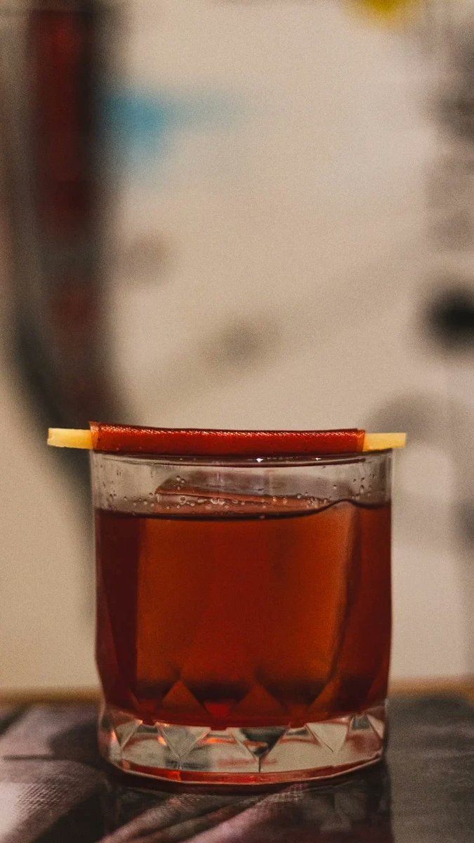 alecaiarock's tweet photo. @CinzanoArg 
Cinzano de @GranaPadanoDOP 
#campari de membrillos 
Queso y Dulce https://t.co/NEAUyZNgOx