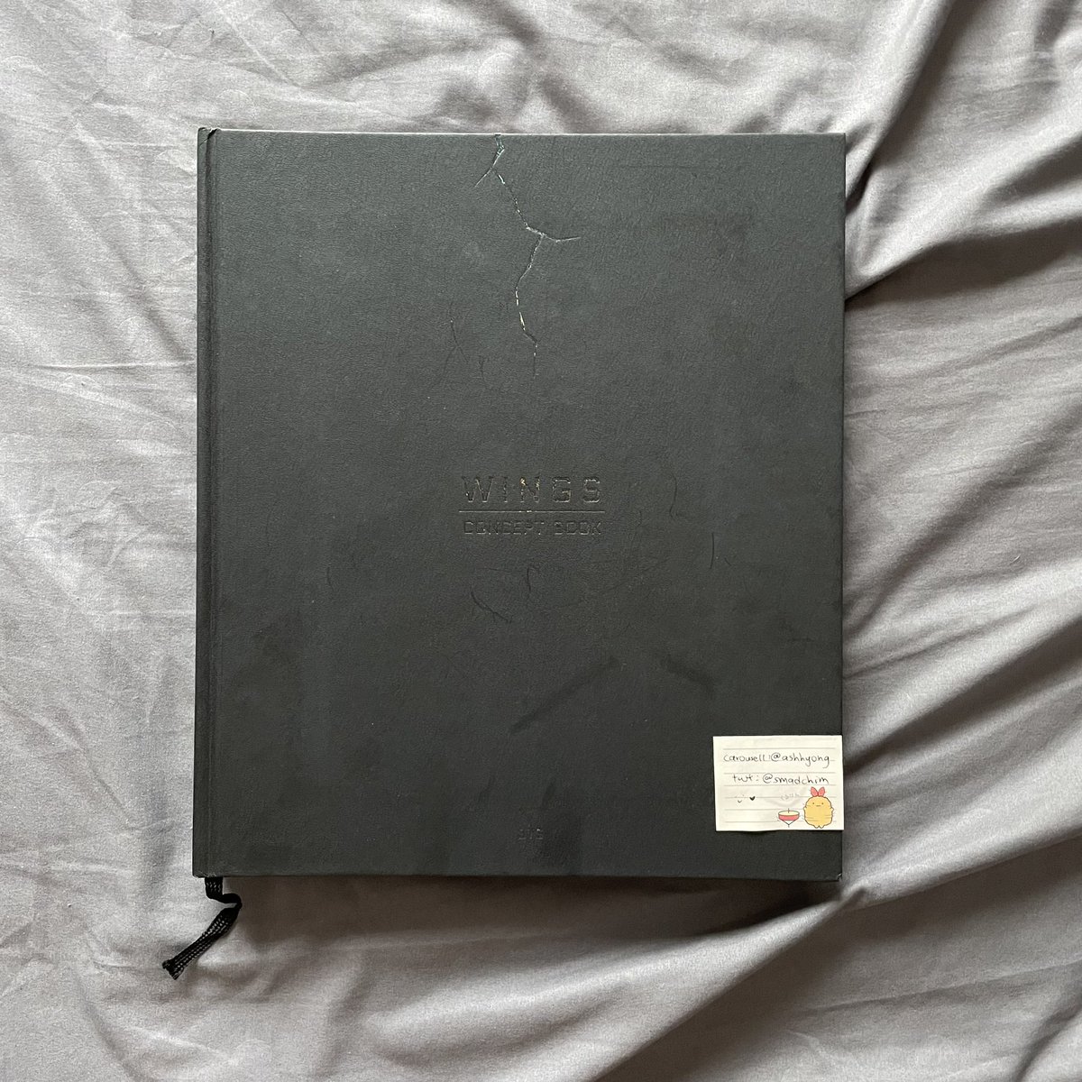 smadchim's tweet photo. wts bts wings concept book

rm90 excluding postage! 

some pages are a bit yellowish since the book is old, ill provide more close ups through dms!! 

do dm me for more info~ 

help rt tqsm!!💜 @BTSMarketMY #pasarbts https://t.co/mYBTqaNY6z