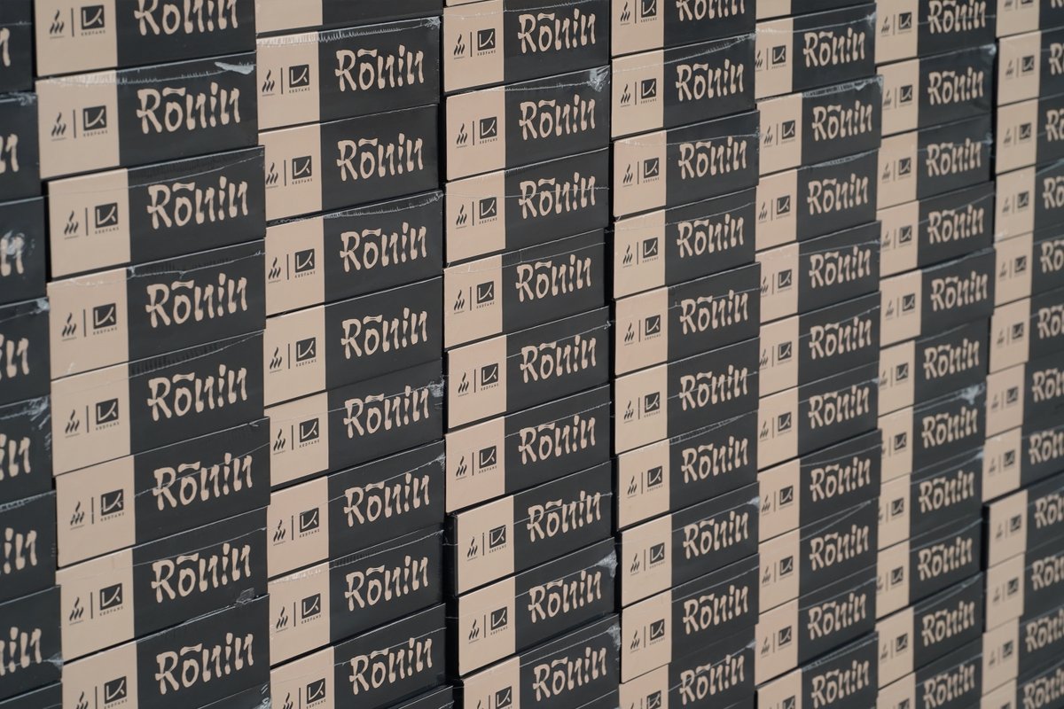 [Coming Soon] PBTfans Rōnin

Page Link: kbd.fans/ronin

In-stock drop in 20 hours

SPECS
-Material: ABS material
-Profile: Cherry profile
-Production Method: Doubleshot/Tripleshot for JP Sub-Legends;
-Manufacturer: PBTfans
-Designer: <a href="/SxM_Designs/">SxM Designs</a>