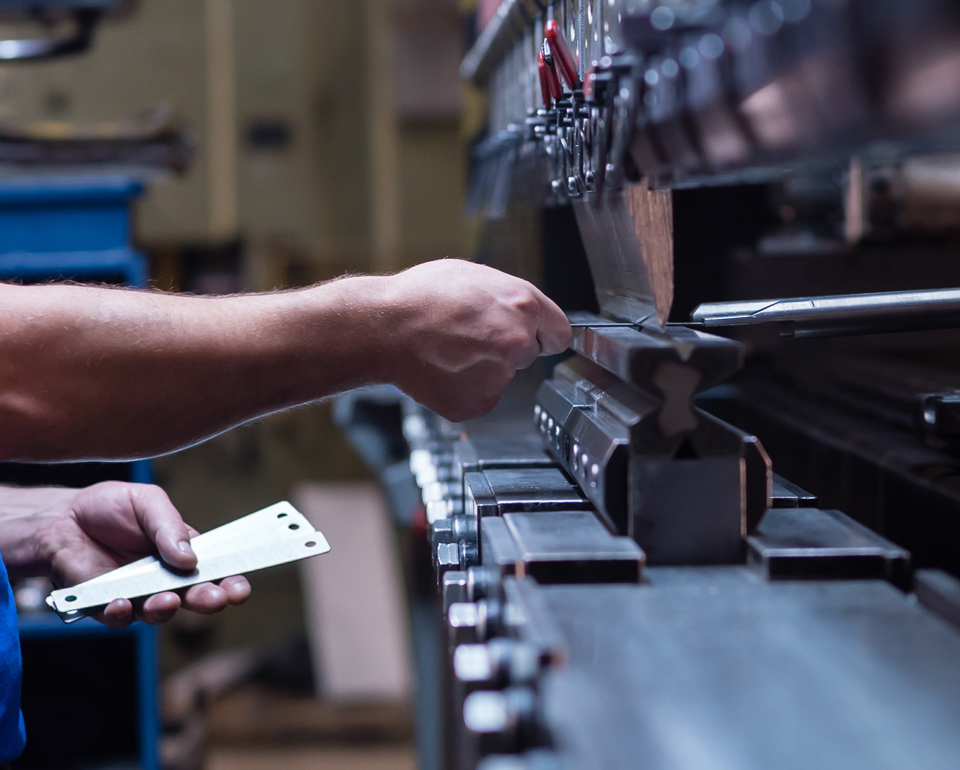 Uusi EU koneasetus ja sen tuomat muutokset -koulutus 23.8. Vantaalla! Lisätiedot ja ilmoittautuminen: bit.ly/3XsbYVF #koneasetus #konedirektiivi