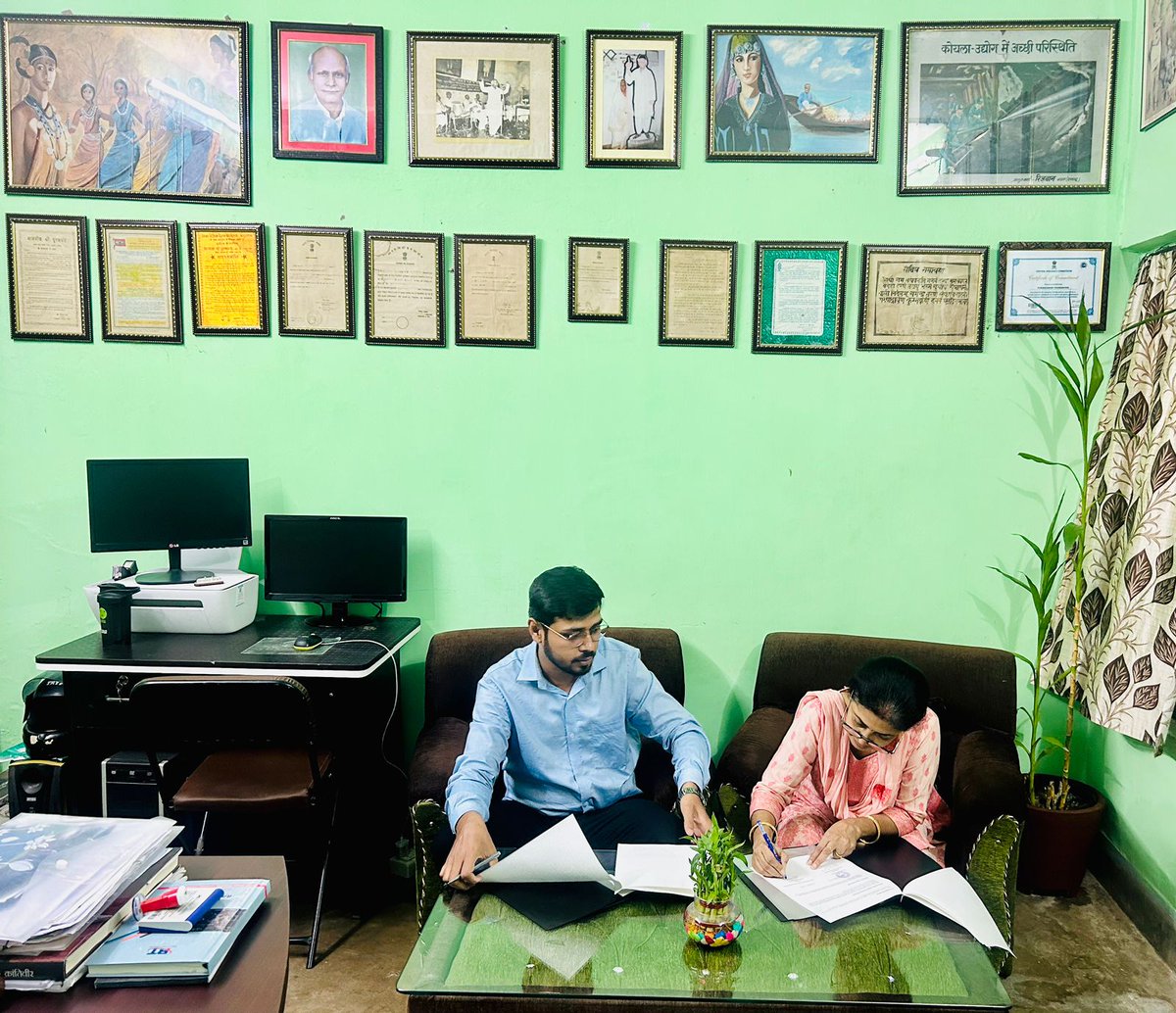 puranfoundation's tweet photo. MoU Between PURANCHAND FOUNDATION and FLINGRO TECH SERVICES Towards SKILL DEVELOPMENT in the field of DRONE TECHNOLOGY and Need of Professionalism’s in this industry✌️   #skillsdevelopment #entrepreneurship#drone #PURANCHANDFOUNDATION 
#FLINGROTECHSERVICES
#NGO 
#dronetechnology https://t.co/V2Bb3o8EU6