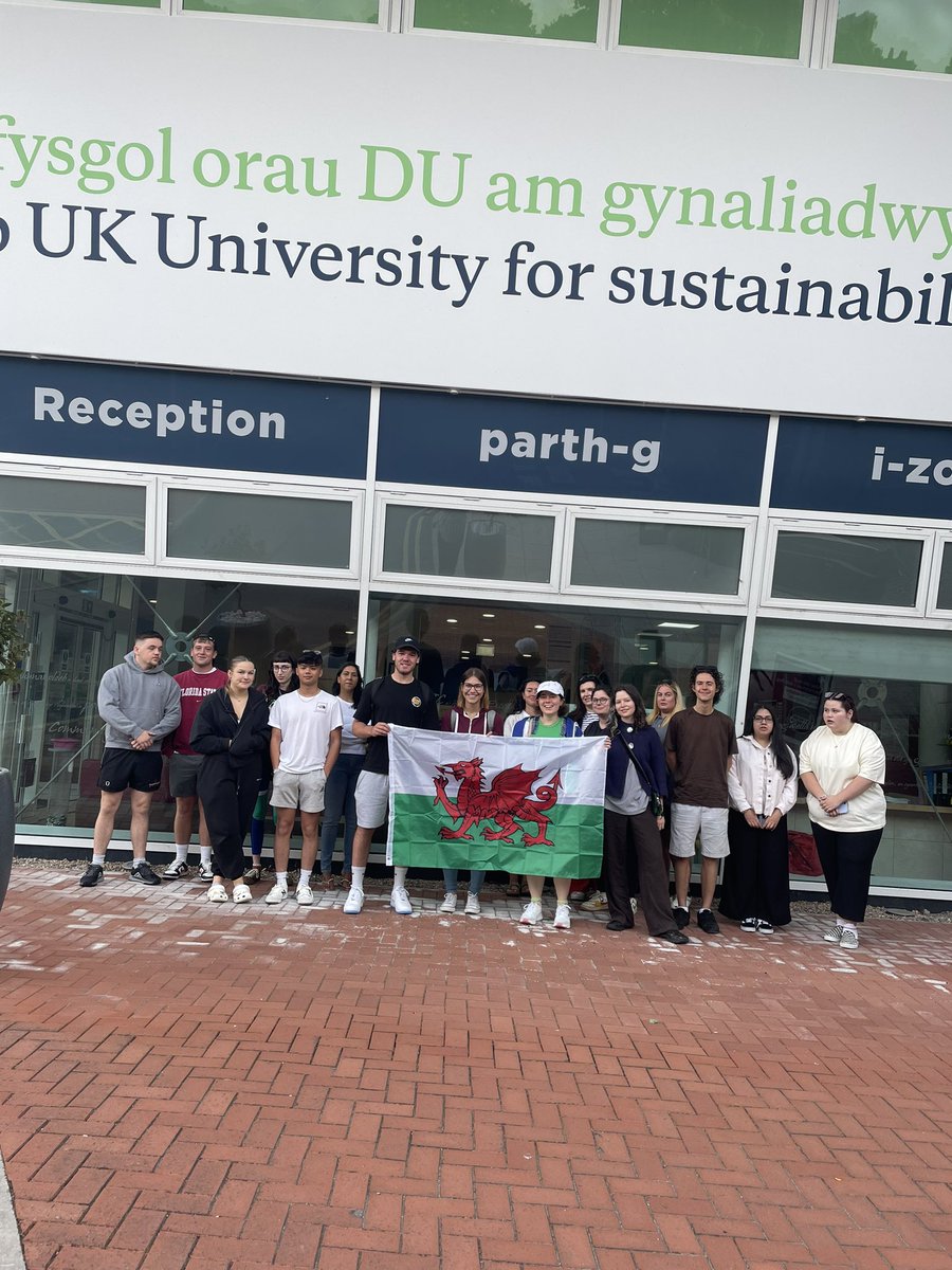 And we are off!! Bye bye <a href="/cardiffmet/">Cardiff Metropolitan University</a> we will see you in a week!! We are all super excited to be travelling to the University of Lille for our sustainable, cultural and employability programme to #france <a href="/clarefglennan/">clare glennan</a> <a href="/AlyseanBanks/">Alysean Banks</a> <a href="/CMetGlobalOpps/">Global Opportunities</a>