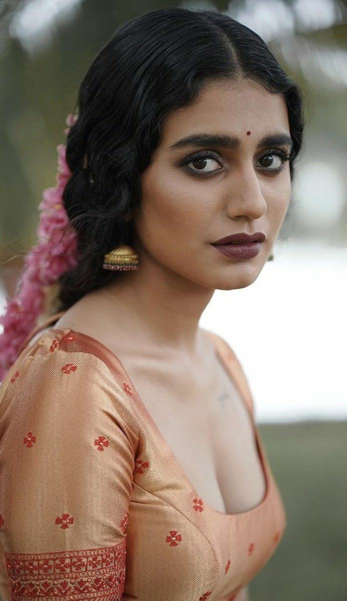 FzhmSSTX0AAKPQ8?format=jpg&name=medium