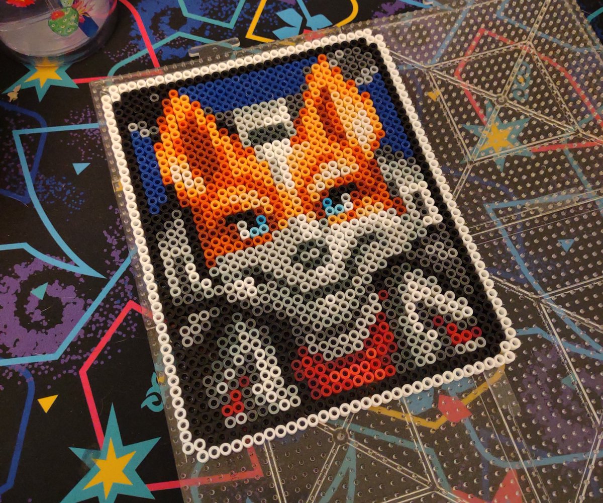 BowtieCameraSpy's tweet photo. Oh hey look at that. I've been makin' things again. Half done with this set :3 https://t.co/xk6k3VO6jJ