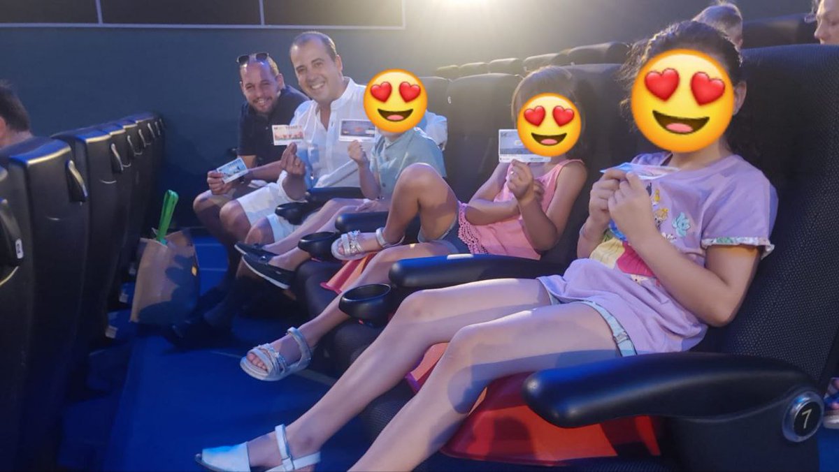Desde Vox Valdemoro apoyamos el cine solidario del Reston de la Cruz Roja. 
Todos podeis ayudar con el simple gesto de comprar un cupón.
#voxvaldemoro
#valdemoro