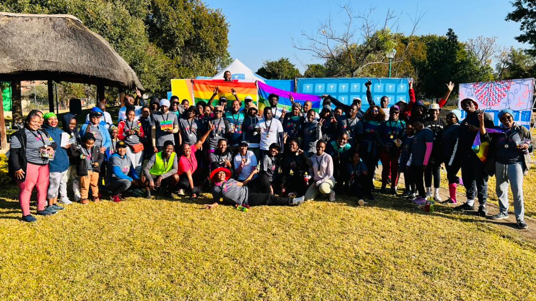 Rre_Mosweu's tweet photo. To the 142+ people who braved the cold to come #move with us, thank you for sharing the vision and the dream with me. Thank you for making the #BWPrideMove such a great success! To the friends, Partners &amp; Sponsors, re a Leboga go menagane! See y'all on the 29/06/2024 🌈 https://t.co/24WPh8QrTy