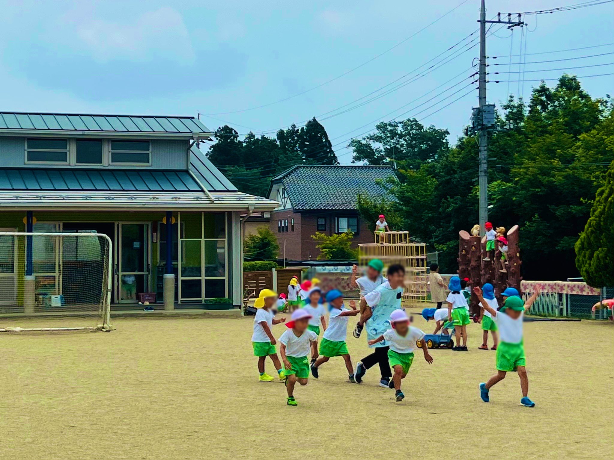 認定こども園 マロニエ 幼稚園 制服